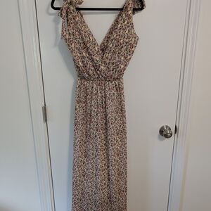 Floral Sleeveless Maxi Dress